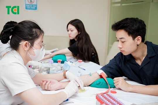 Chăm sóc sức khỏe người lao động đúng cách: Doanh nghiệp cần làm gì?