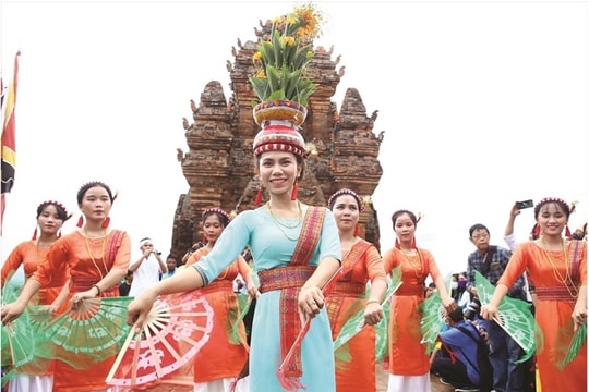 Ninh Thuận: Đột phá du lịch từ nền tảng bền vững