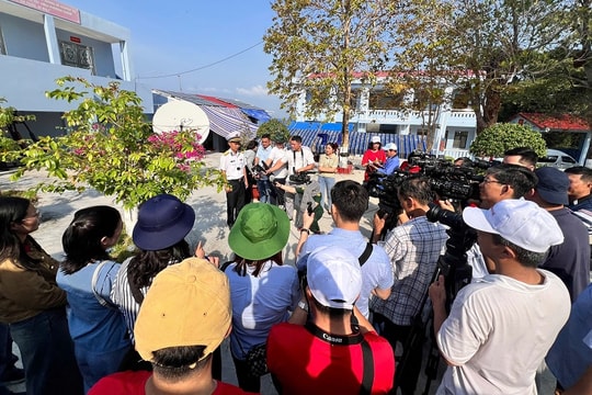 Báo chí - Cầu nối doanh nghiệp với quân, dân vùng biển đảo phía Tây Nam