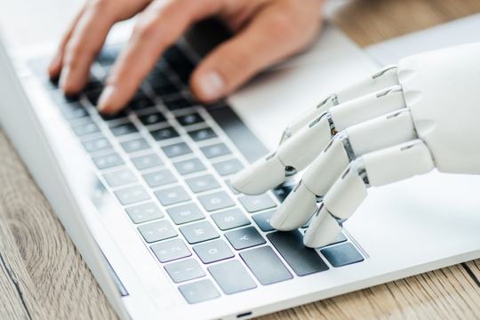 AI với báo chí: Chuyển mình và thách thức mới