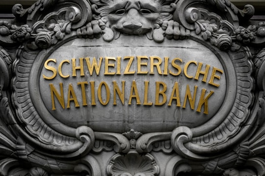 Vì sao một loạt nền kinh tế châu Âu giảm lãi suất?