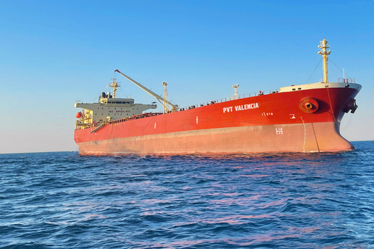 Chiến sự Trung Đông bùng nổ, cổ phiếu vận tải biển nào trong tầm ngắm?