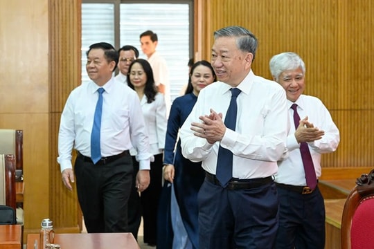 Tổng Bí thư Tô Lâm đến dự và trao quyết định thành lập Cơ quan Ủy ban Trung ương Mặt trận Tổ quốc Việt Nam