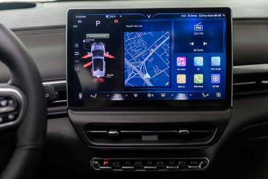 Xe gia đình VinFast VF 6: An toàn ngang phân khúc trên, tiết kiệm như xe máy