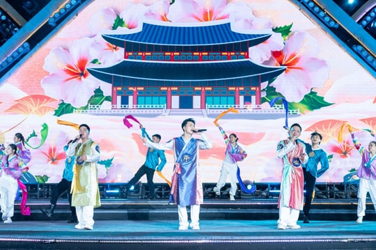 Tường thuật không khí cực nóng đêm tổng duyệt DIFF 2025 thứ 5