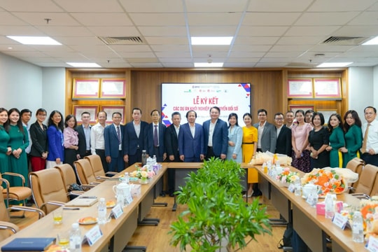 Trường Đại học Hùng Vương TP HCM : Xây dựng mô hình Tri thức - Sáng tạo - Khởi nghiệp