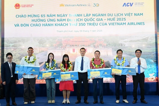 Vietnam Airlines đón hành khách thứ 350 triệu