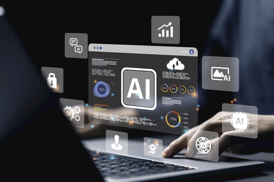 Tận dụng cạnh tranh công nghệ Trung - Mỹ