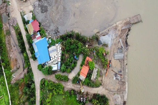 Hải Phòng vào cuộc xử lý bến vật liệu xây dựng lấn chiếm luồng hàng hải