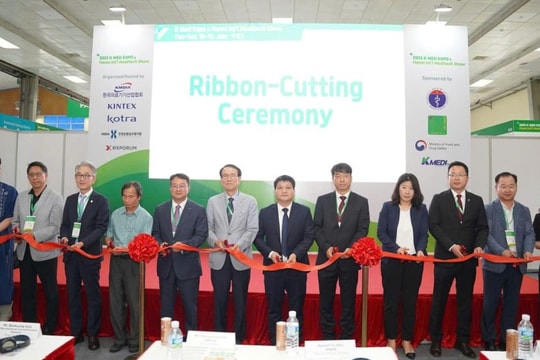 Khai mạc Triển Lãm K-MED & Triển Lãm Quốc Tế Thiết Bị Y Tế Hà Nội 2025