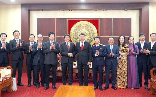 Phường Phú Mỹ - TP HCM: Gỡ vướng, thúc đẩy phát triển