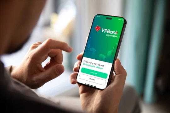 “Sóng” cổ phiếu chứng khoán nhóm doanh thu và lợi nhuận dẫn đầu