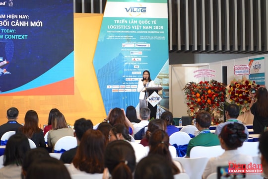 Giải pháp logistics cho doanh nghiệp xuất nhập khẩu ứng phó "cuộc chơi mới"