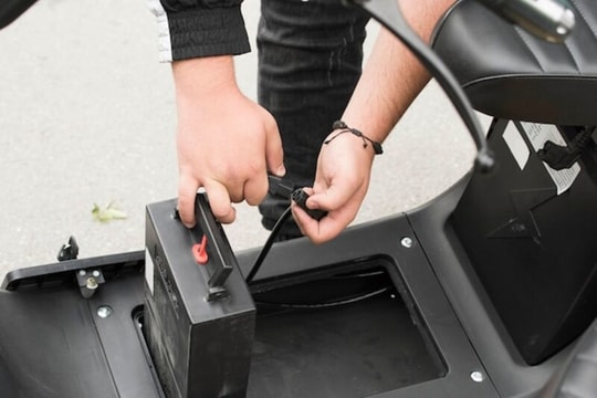 Pin xe điện có dễ cháy nổ?