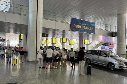 Taxinoibai.net.vn đưa ra giải pháp gọi taxi Nội Bài không lo trễ chuyến