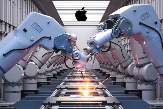 Apple thuyết phục ông Trump bằng chiến lược sản xuất ngược