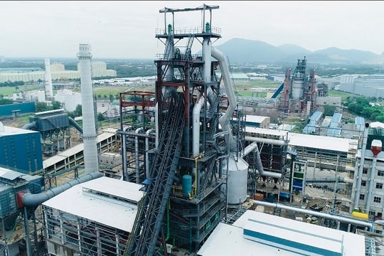 Nhà máy vẫn tạm ngưng hoạt động, Thép Pomina nối dài mạch lỗ