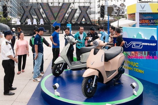 Vì sao người người, nhà nhà chốt cọc VinFast Evo Grand?