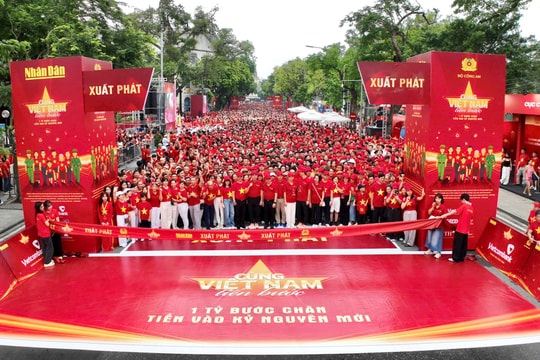 Hơn 20.000 người Vietcombank hòa nhịp “cùng Việt Nam tiến bước”