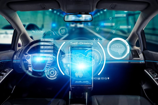 Cuộc đua “thông minh hóa ô tô”