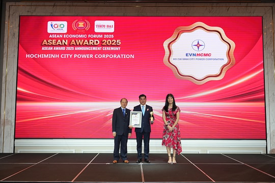 EVNHCMC được vinh danh tại ASEAN Award 2025: Khẳng định vị thế doanh nghiệp