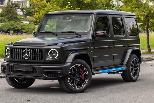 Nhiều xe sang Mercedes tồn kho lâu năm, giảm giá tiền tỷ