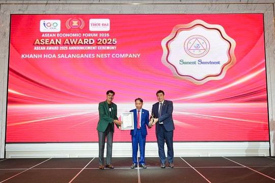 Yến sào Khánh Hòa vinh dự đón nhận Giải thưởng Top 10 Thương hiệu Nổi tiếng ASEAN 2025