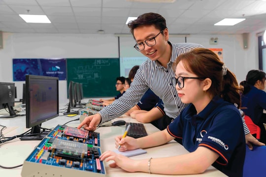 “Mở khóa” ngành bán dẫn