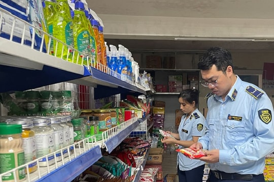 Quyết liệt đấu tranh với hàng giả, hàng nhái