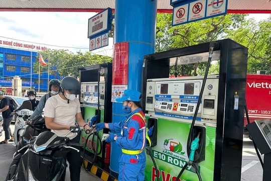 Xăng E10 và câu hỏi lớn về niềm tin chính sách