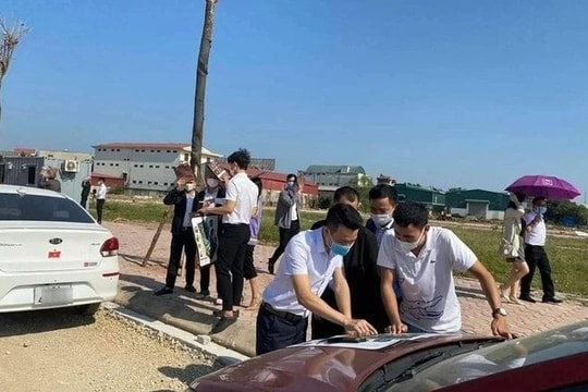 Chặn chiêu trò “lùa gà” trong môi giới bất động sản