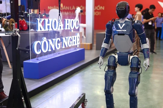 Hành trình 80 năm phát triển đất nước qua lăng kính khoa học công nghệ