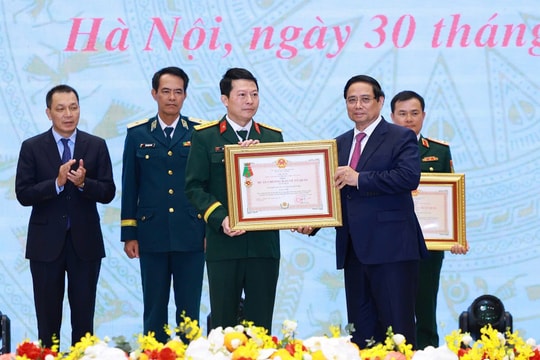 MB vinh dự đón nhận Huân chương Bảo vệ Tổ quốc hạng Nhất