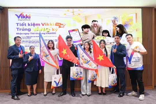 Ngân hàng Số Vikki trao tặng quà cho khách hàng may mắn với tổng giải thưởng hơn 8 tỷ đồng