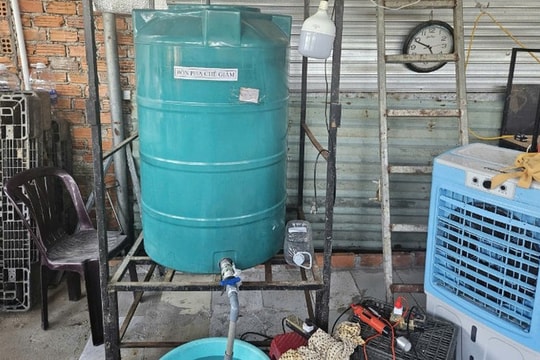 Giấm giả từ axit công nghiệp: Lỗ hổng quản lý hay sự coi thường pháp luật?