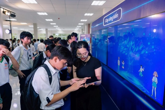 Samsung Solve for Tomorrow 2025 triển khai chuỗi School Tour tại Cần Thơ và Tây Ninh
