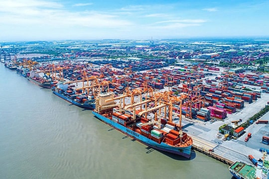 Những chiến lược "vàng" đưa cảng biển Việt Nam ra thế giới