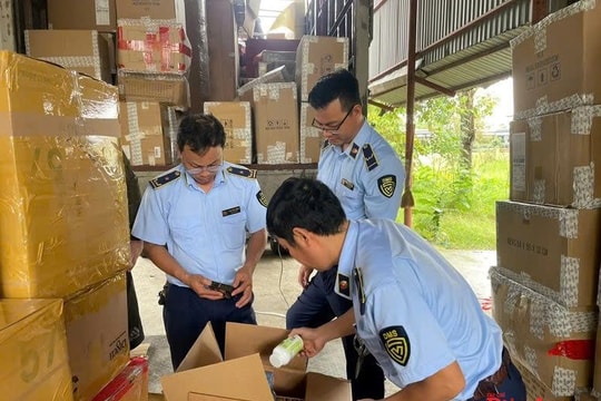 Vì sao hàng giả, hàng nhái vẫn còn đất sống?