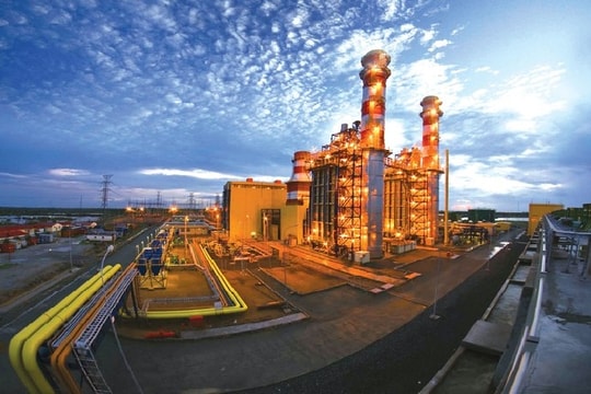 POW xoay xở tăng vốn