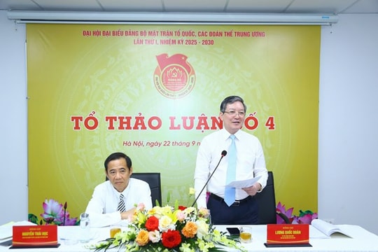 Văn kiện Đại hội cần bổ sung việc xây dựng đội ngũ đảng viên bảo vệ nền tảng tư tưởng của Đảng chuyên nghiệp, có bản lĩnh