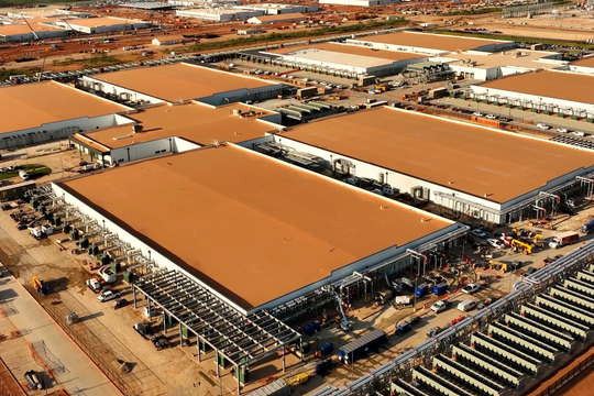 OpenAI khởi công cơ sở hạ tầng giữa lo ngại "quay vòng tài chính"