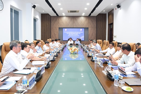 EVNNPT và EVNSPC tăng cường phối hợp đảm bảo điện cho các tỉnh thành phía Nam