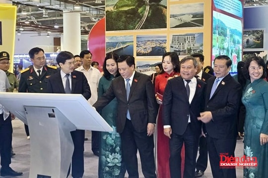 Quảng Ninh: Chuyển đổi số vươn tầm, triển lãm thành tựu bằng công nghệ 4.0