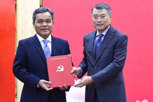 Ông Hồ Văn Niên làm Bí thư Tỉnh ủy Quảng Ngãi