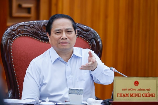 Thủ tướng: Phấn đấu thu ngân sách nhà nước năm 2025 tăng ít nhất 25% so với dự toán