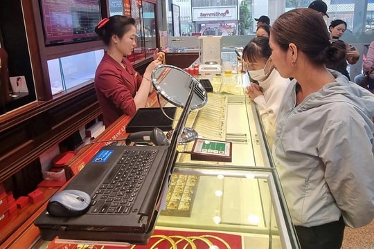 Đánh thuế vàng 0,1%: Chuyên gia nói gì?