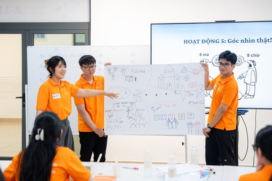 Hanwha Life triển khai chương trình "Finance Mentor" tại Việt Nam: Trao quyền cho thế hệ lãnh đạo tài chính tương lai