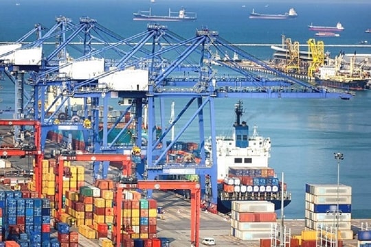 Kinh tế toàn cầu tích cực hơn,  nhưng rủi ro vẫn còn