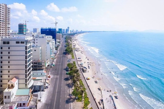 Hỗ trợ xúc tiến đầu tư và phát triển du lịch TP HCM