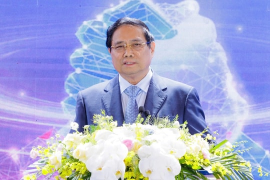 Thủ tướng: Doanh nghiệp, doanh nhân tư nhân '3 tiên phong' để 'công-tư đồng kiến quốc'